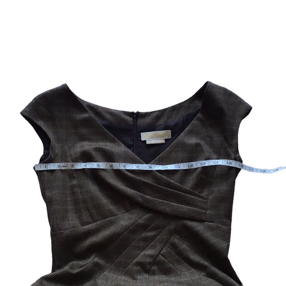 Vintage Michael Kors Made In Italy Wool Dress, size 2 - Picture 9 of 13